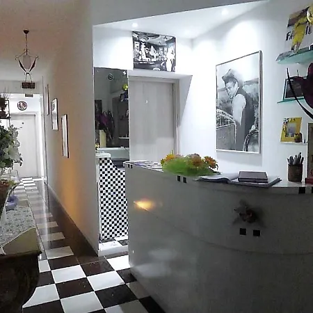 Alaska Guest house *