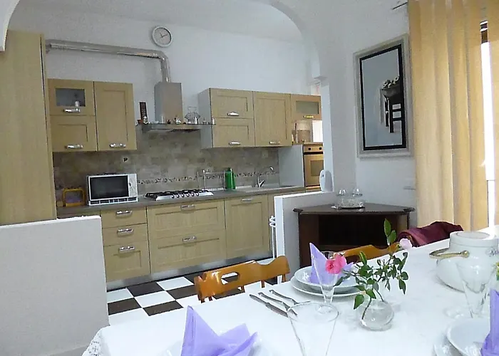 Alaska Guest house 3*